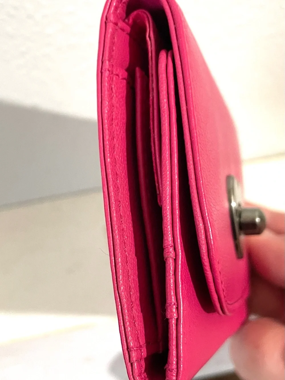 Free People Pink Pebbled Leather Wallet Heart Turn Lock Bifold Card Holder Y2K